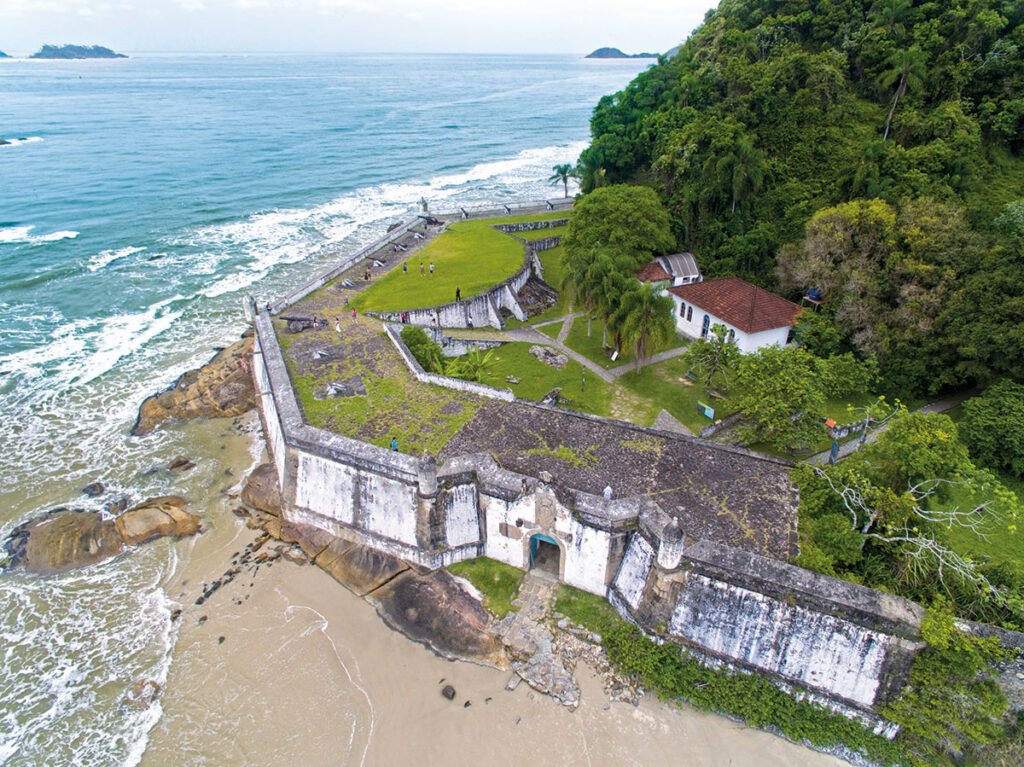 Foto da Casa Beira Mar - forte-ilha.jpg